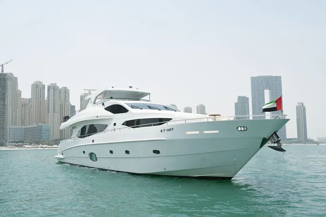 105ft | Super Yacht with Jacuzzi