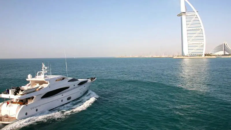 124ft | Super Yacht with Jacuzzi