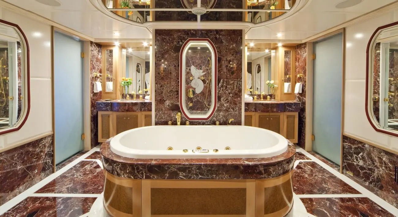 164ft VIP Mega Yacht Jacuzzi
