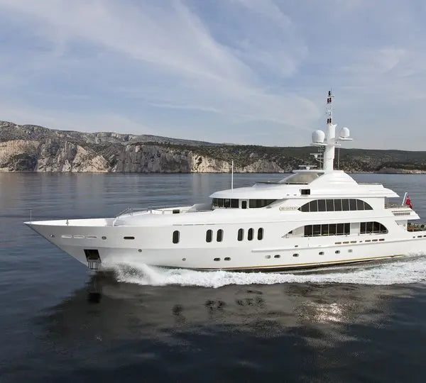 164ft VIP Mega Yacht Jacuzzi