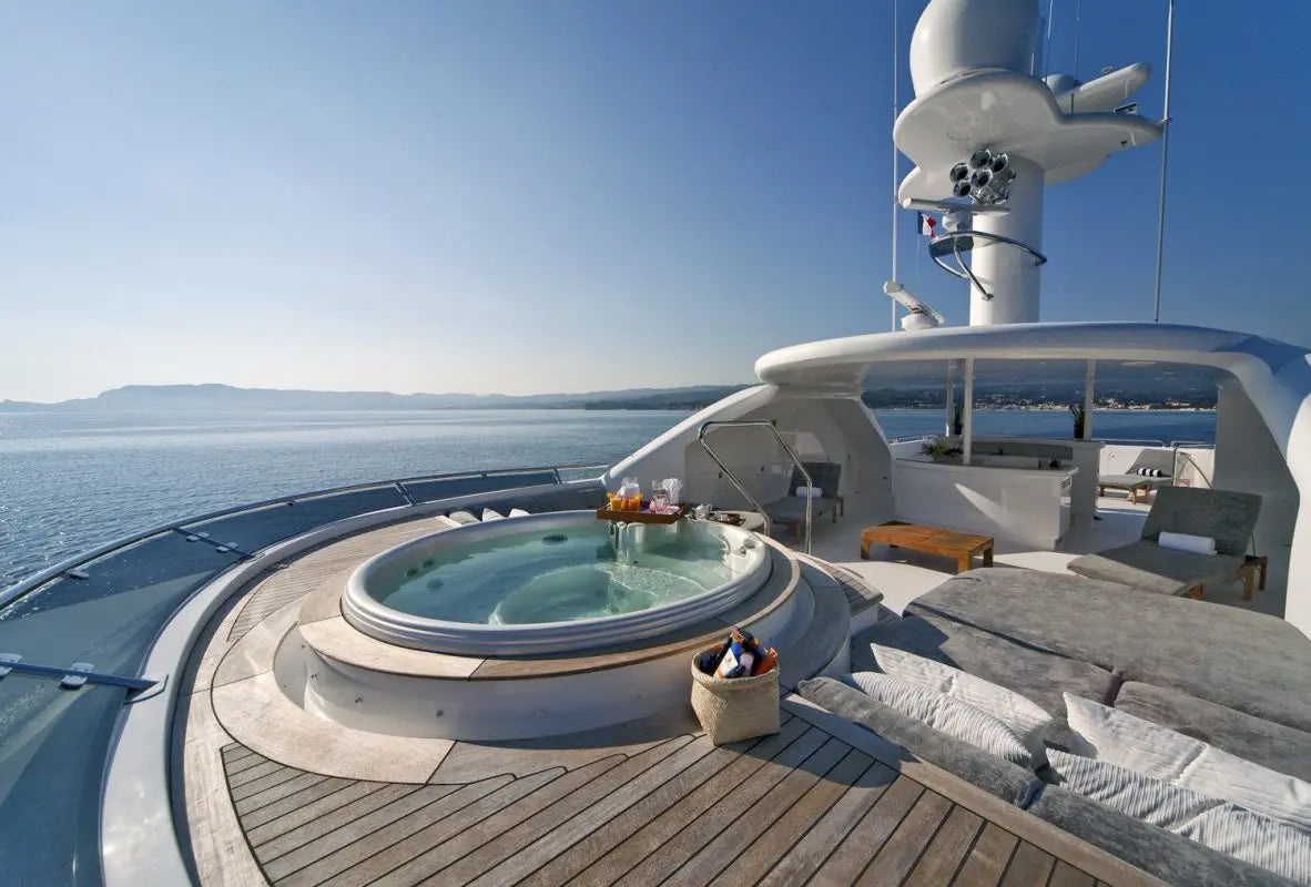 164ft VIP Mega Yacht Jacuzzi