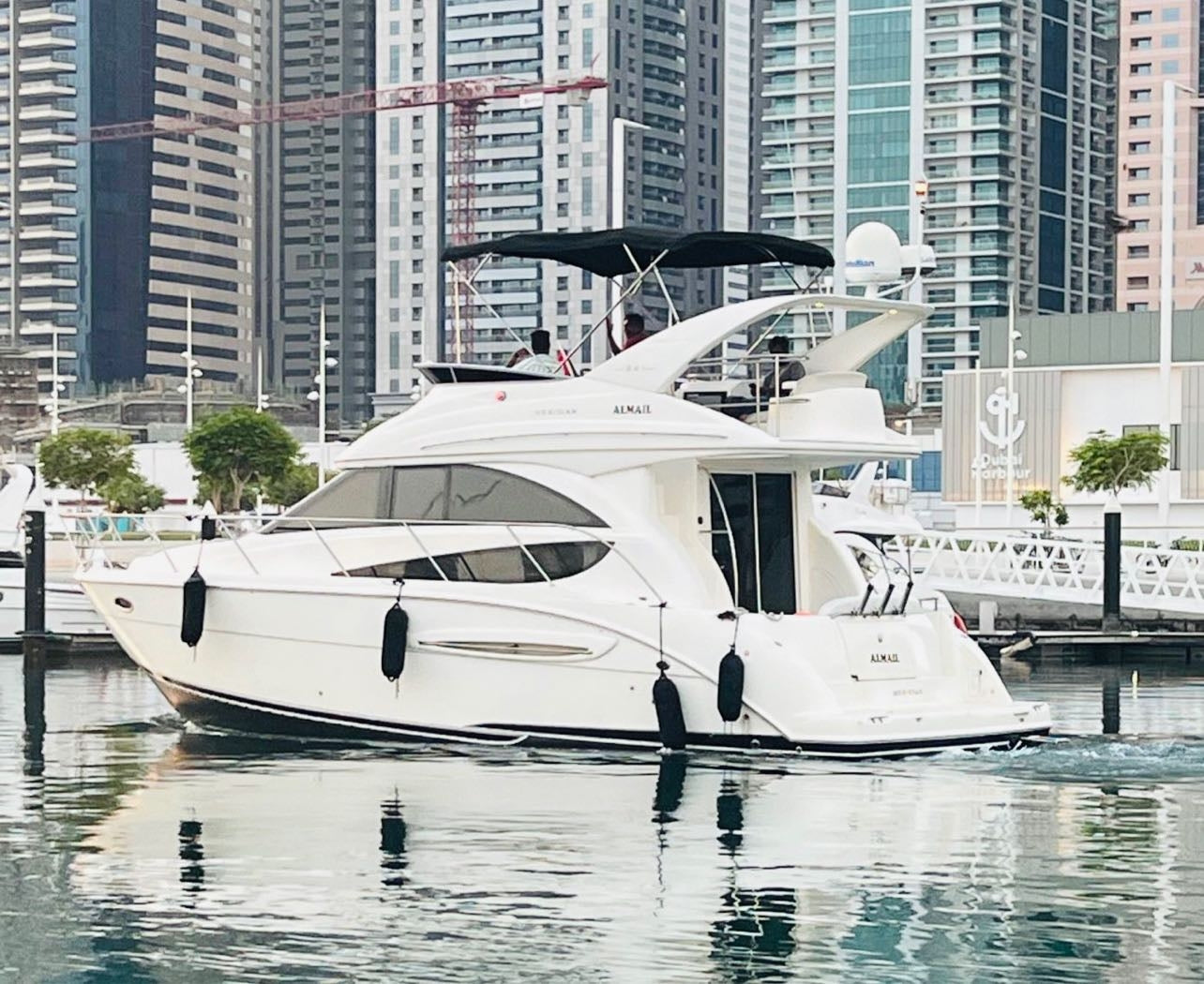 43ft Meridian Luxury Yacht
