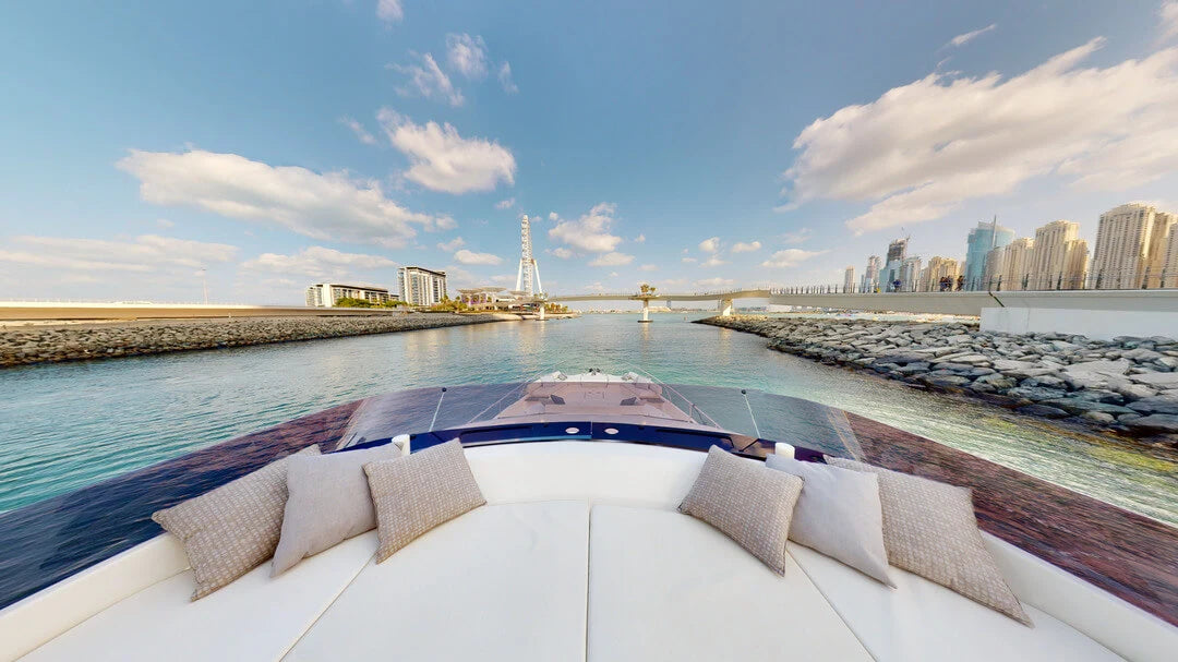 70ft | 2020 Ferretti 670
