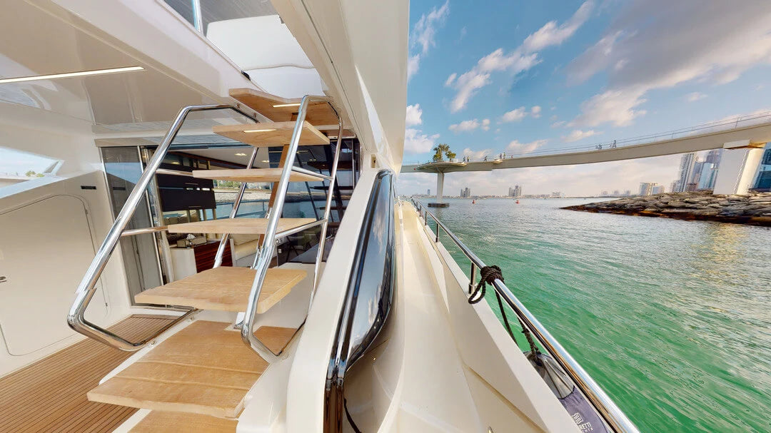 70ft | 2020 Ferretti 670