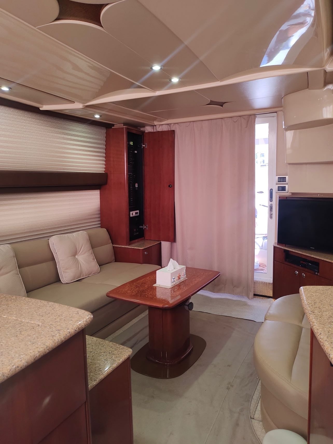 43ft Meridian Luxury Yacht