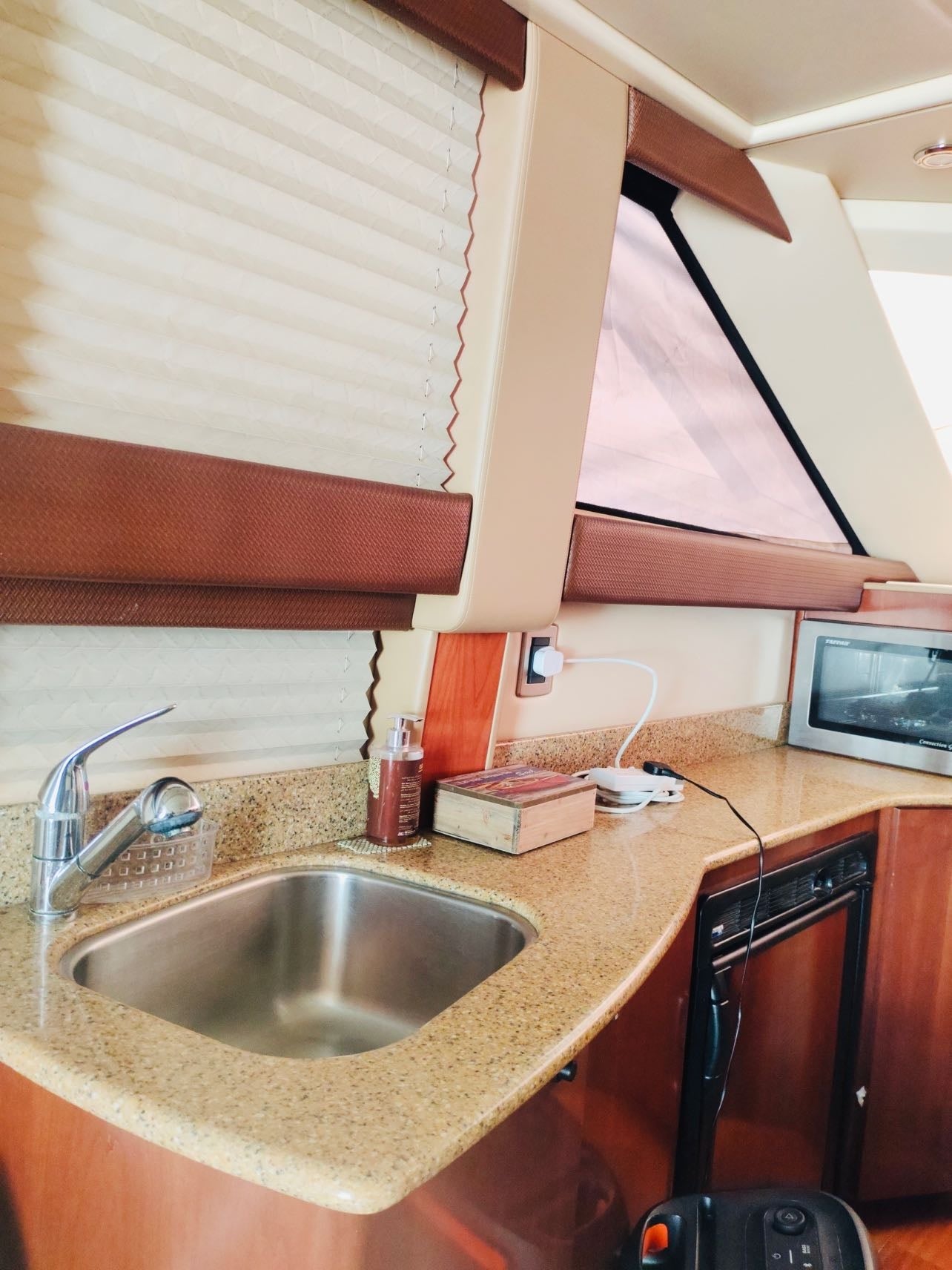 43ft Meridian Luxury Yacht