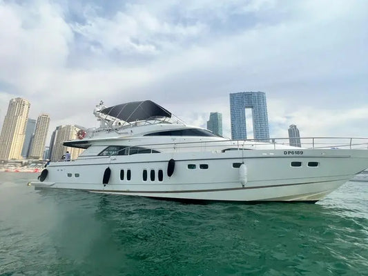 82ft | Fairline 820 Fly