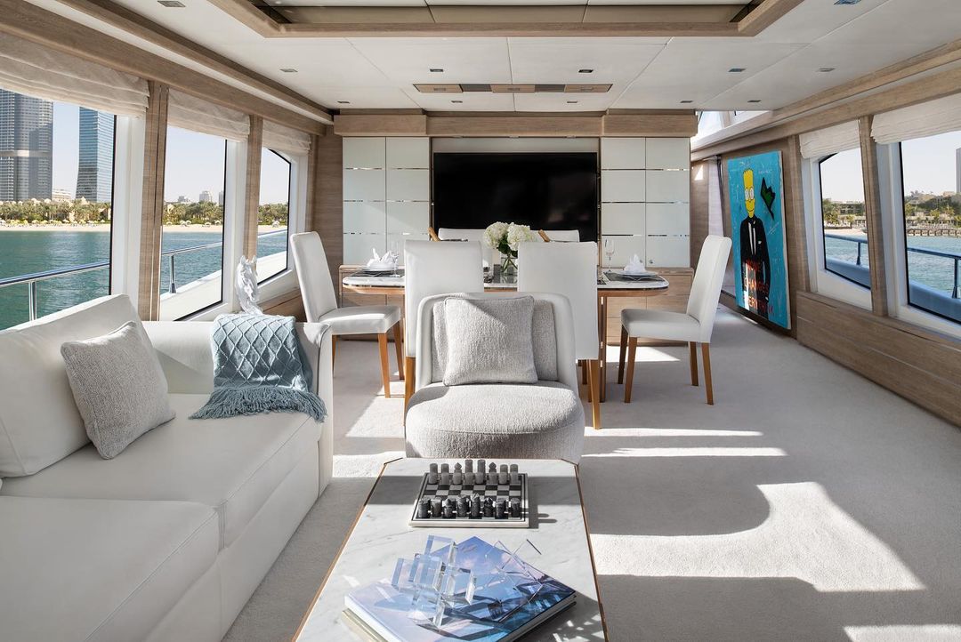 95ft | PR Marine Jacuzzi