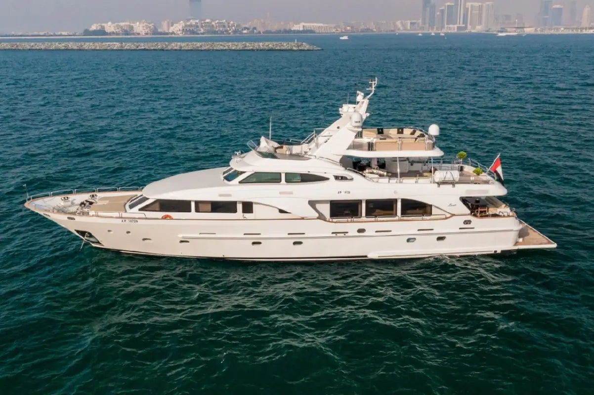 110ft | Benetti Trideck VIP