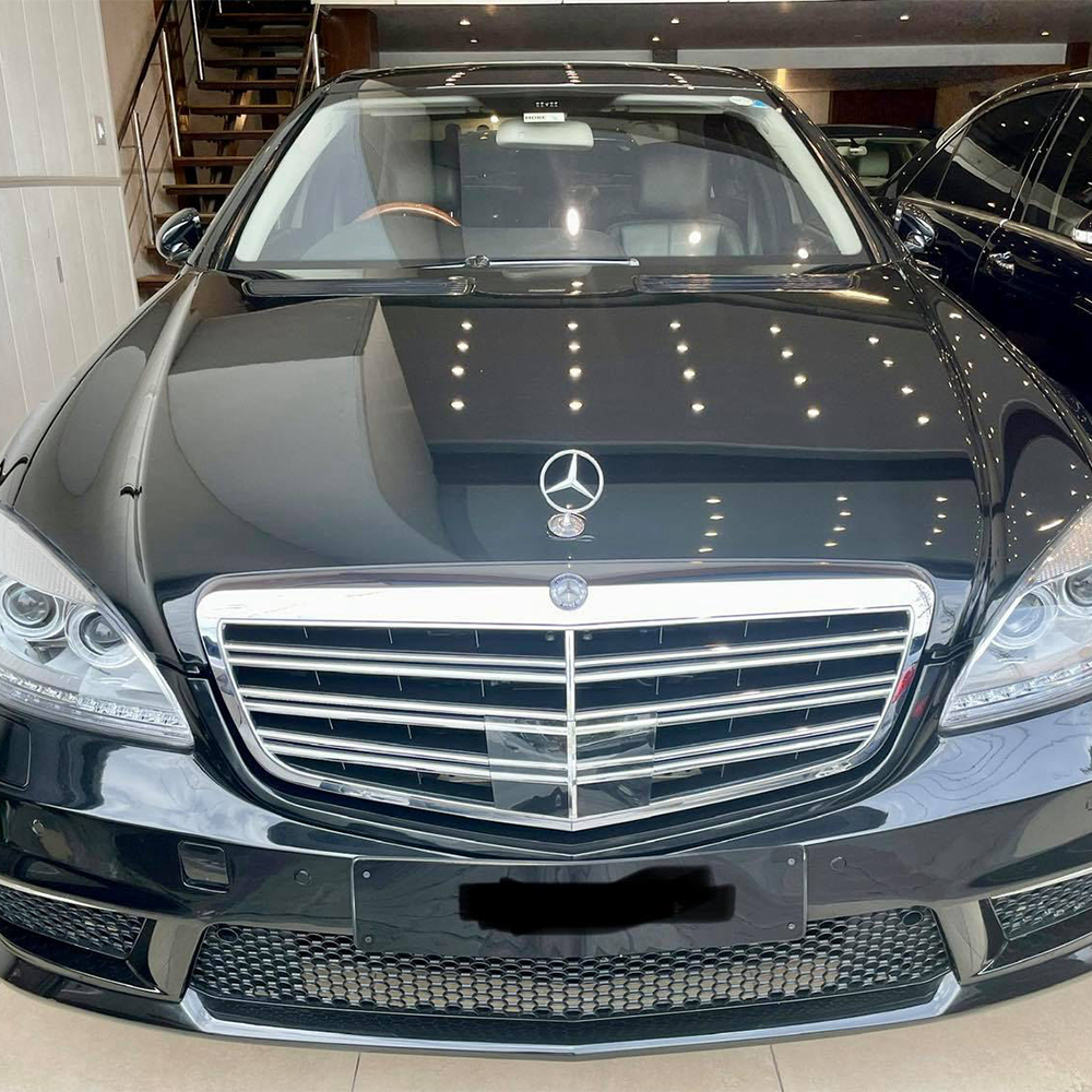 Mercedes-Benz S500 AMG – Gray
