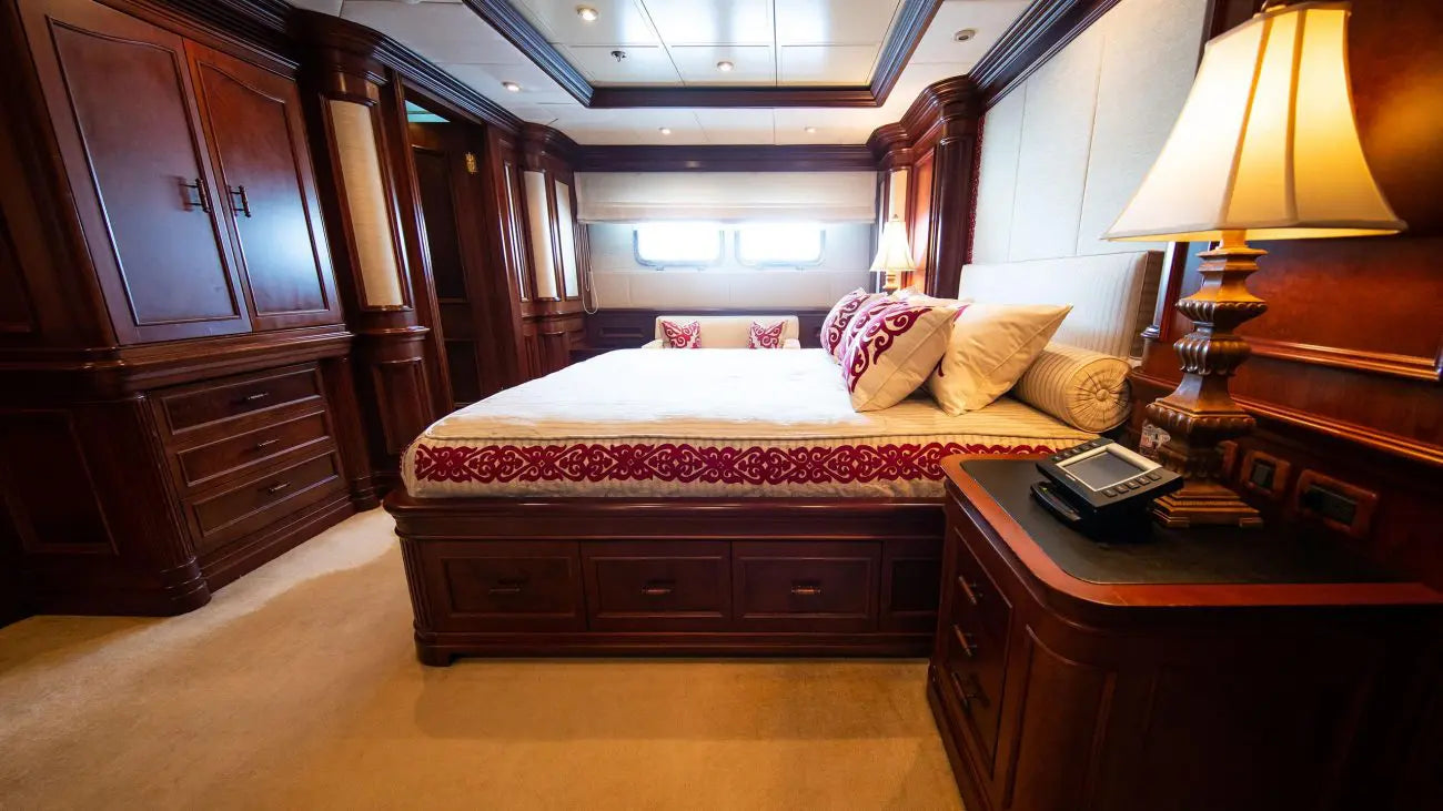 228 FT Oceanfast Nomad