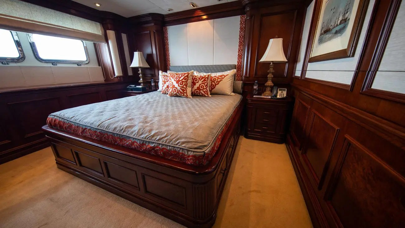 228 FT Oceanfast Nomad