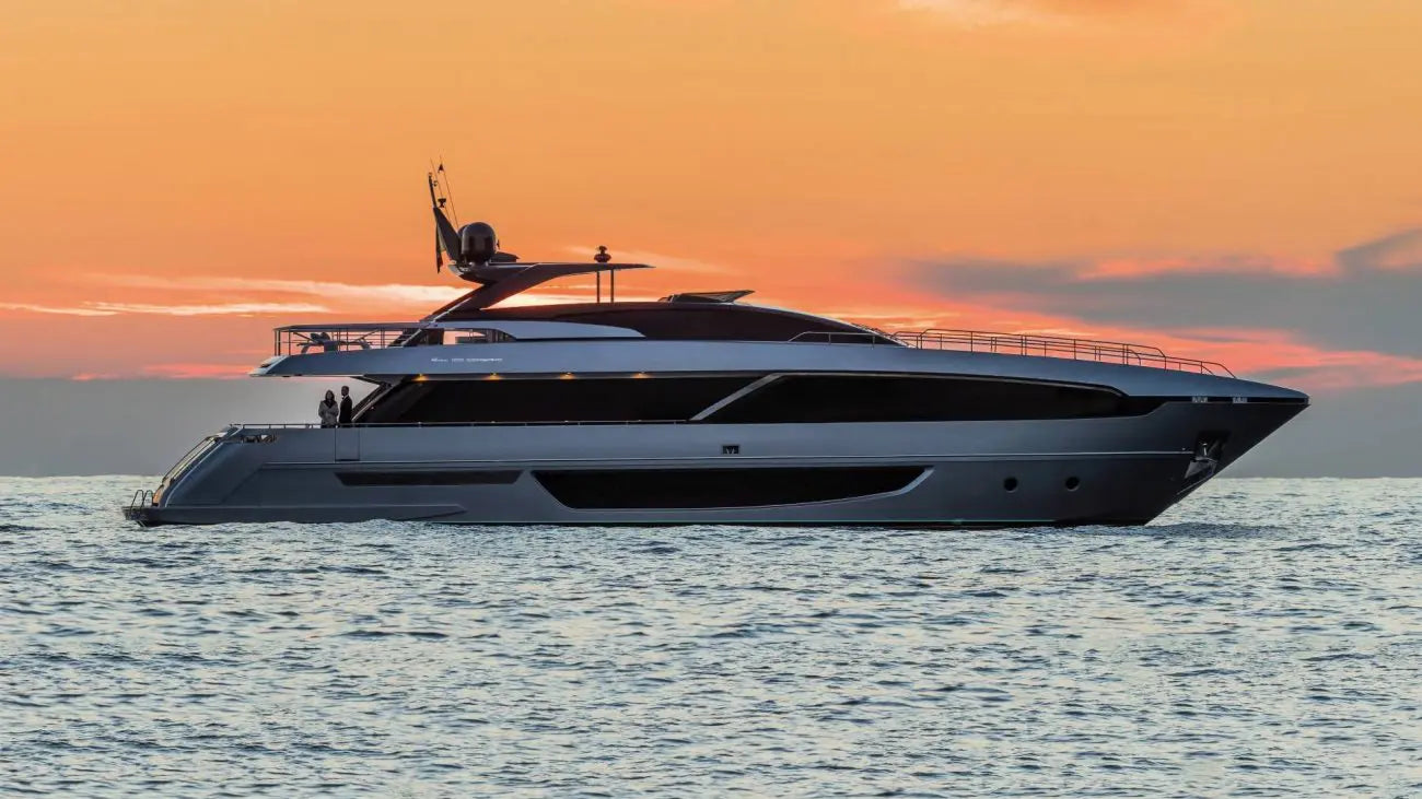 Riva 100 Corsaro VIP