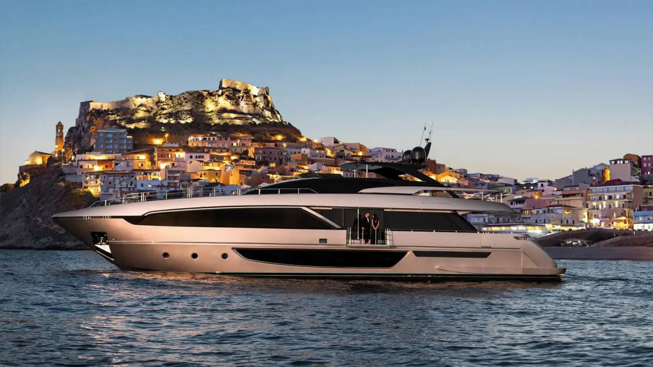 Riva 100 Corsaro VIP