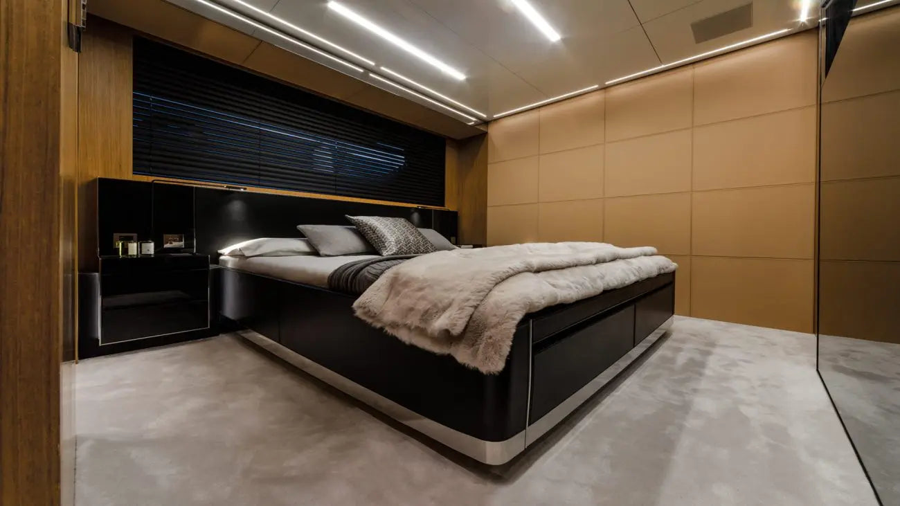 Riva 100 Corsaro VIP