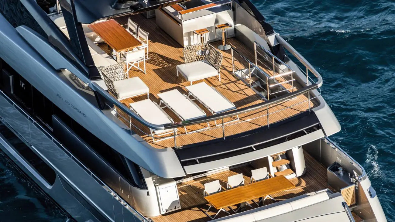 Riva 100 Corsaro VIP