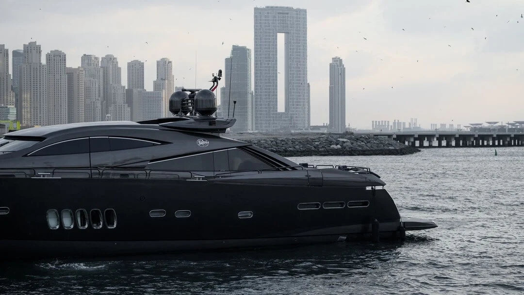 Sunseeker Black Predator 95