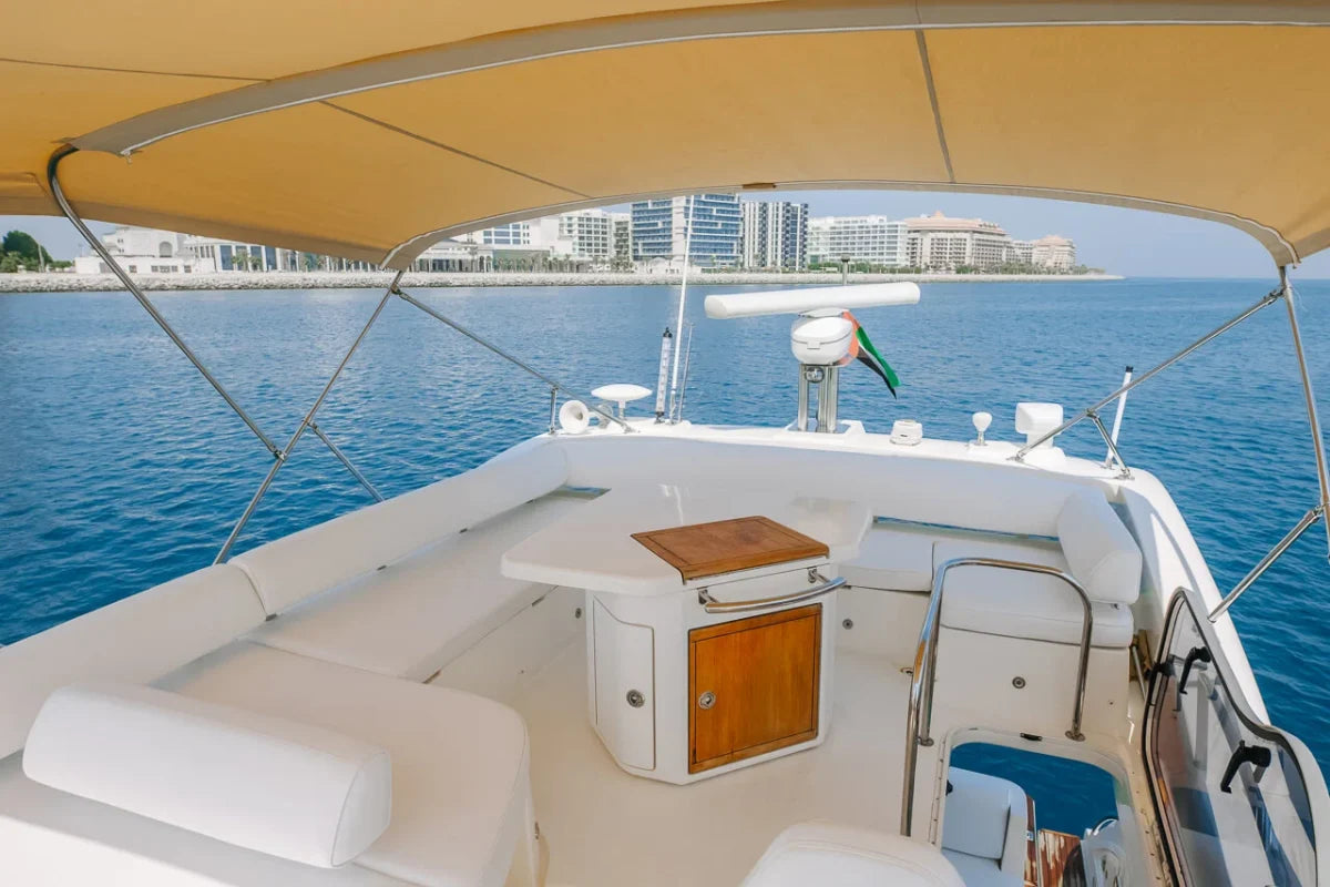 50ft | Azimut Flybridge
