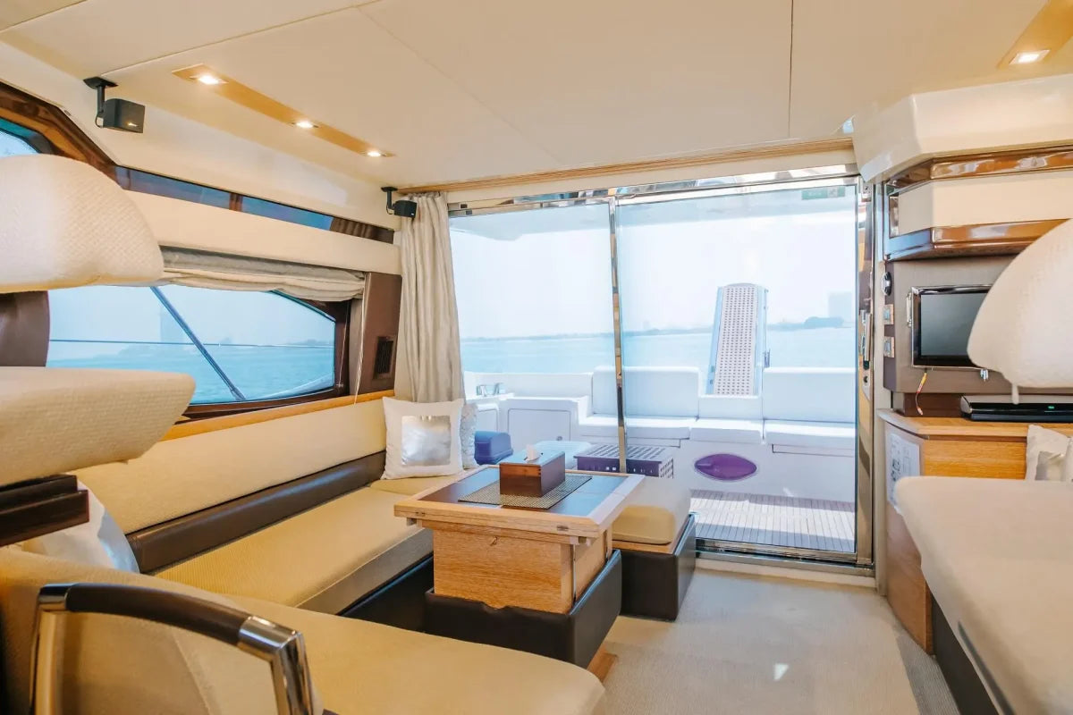 50ft | Azimut Flybridge