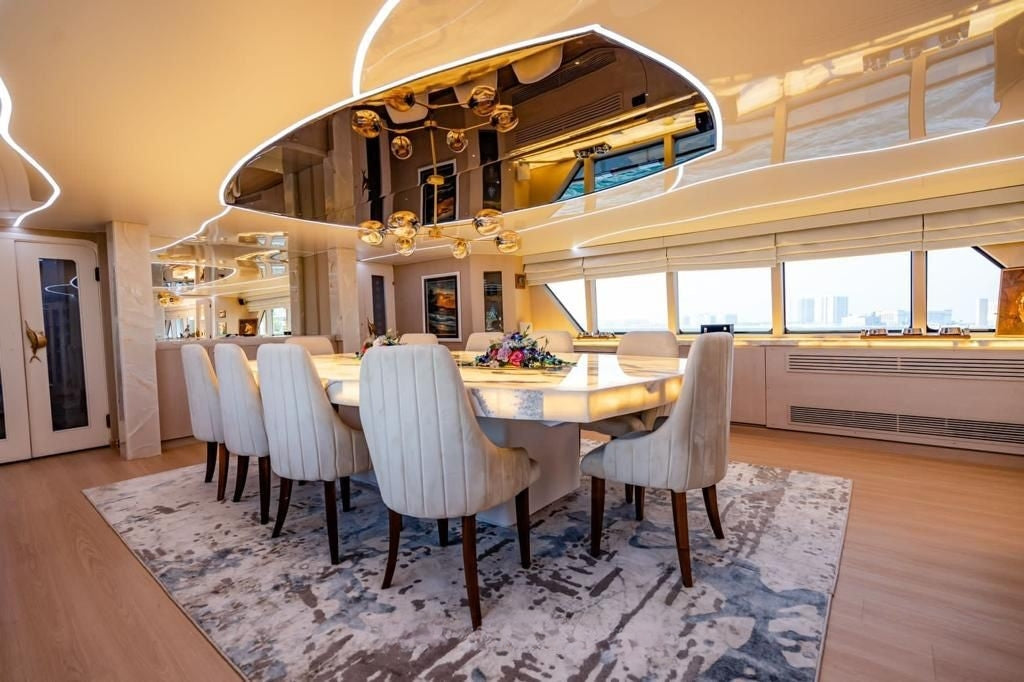 175ft | Baronesse VIP Event Yacht