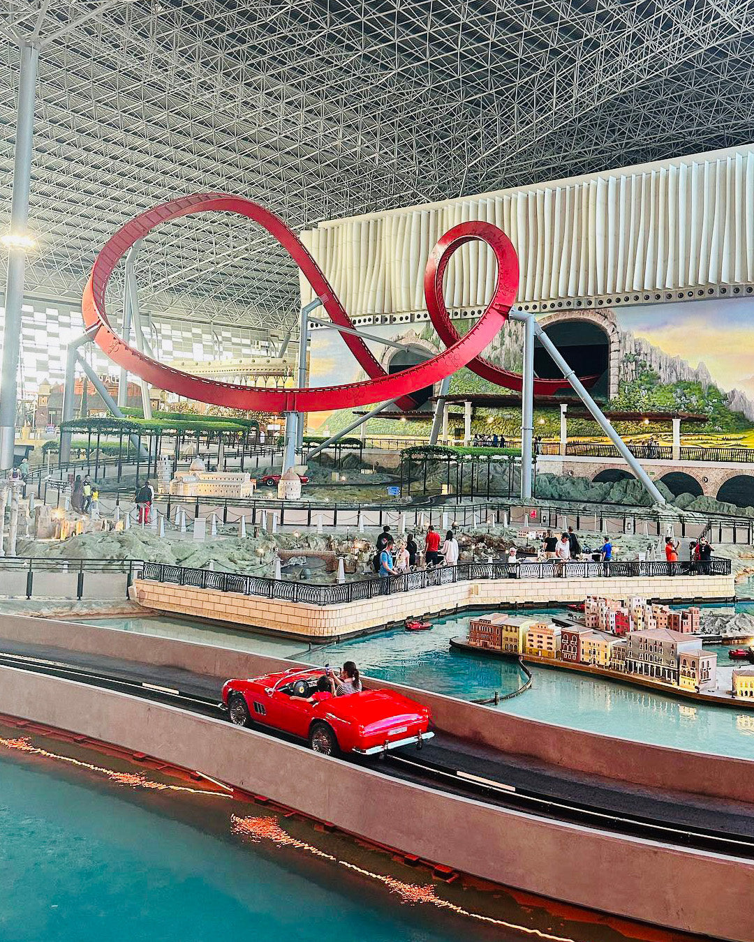Yas Ferrari World Abu Dhabi 1 Day 1 Park