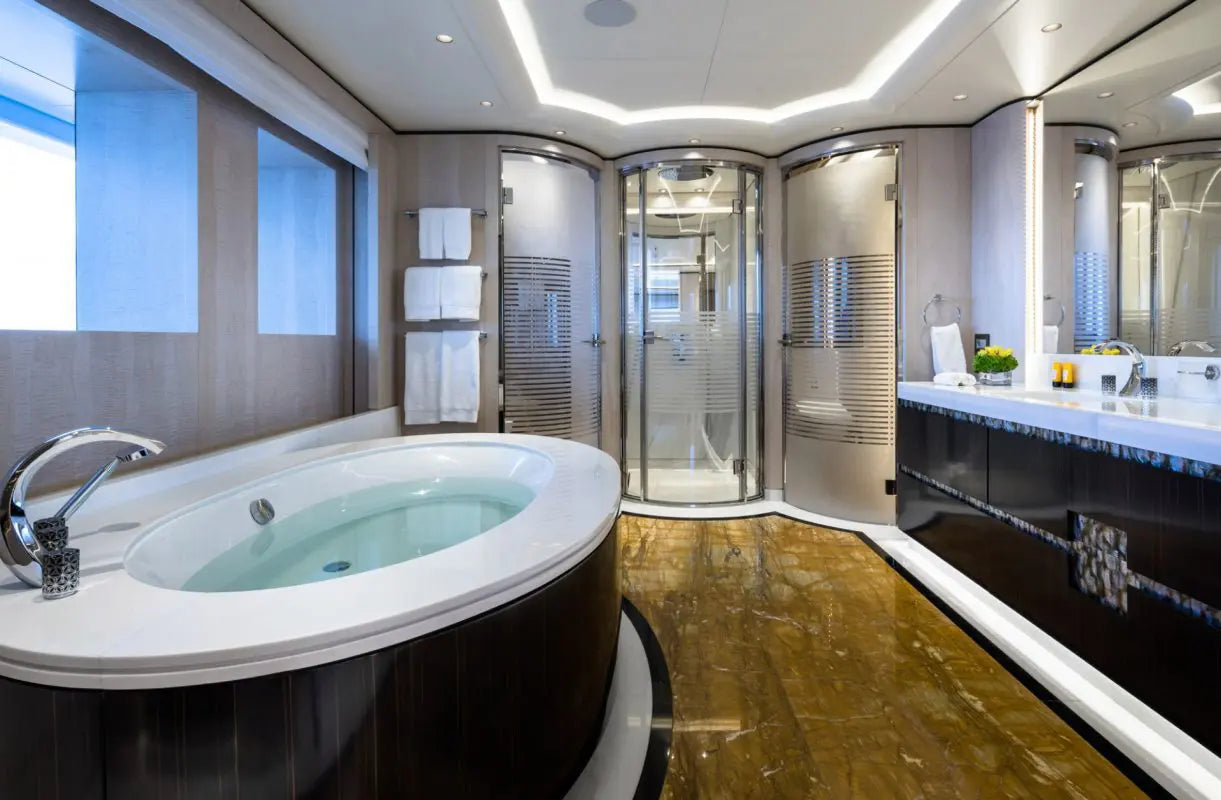O´PARI VVIP Mega Yacht
