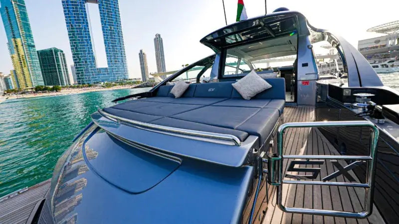 59ft | 2023 Pershing 5X Grey