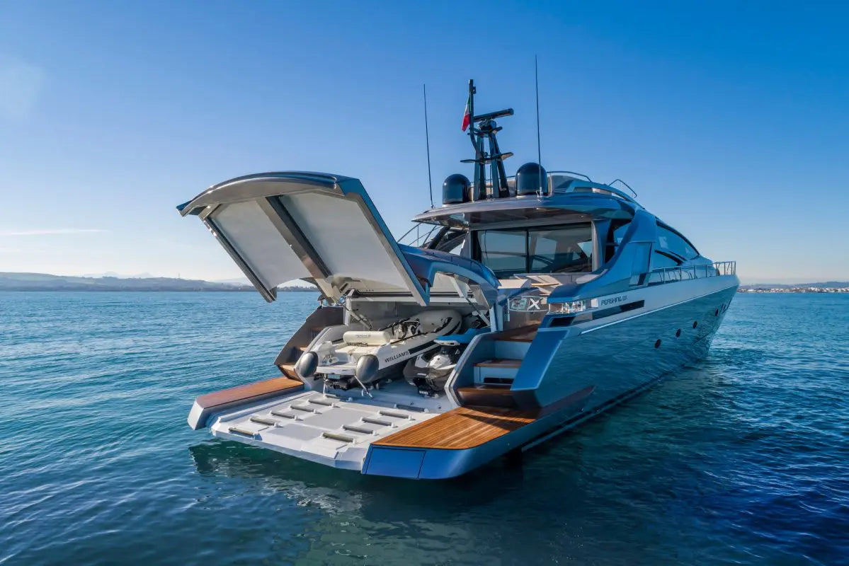 2021 Pershing 8X VIP