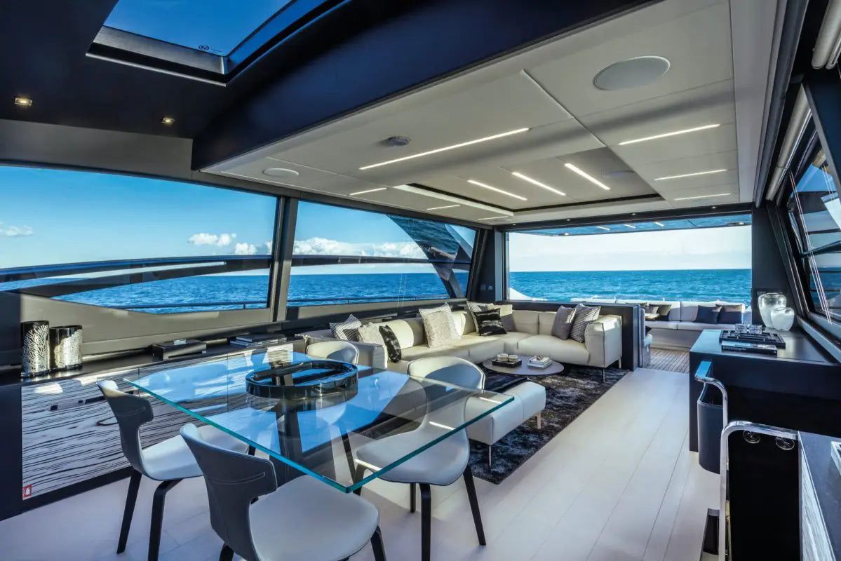 2021 Pershing 8X VIP