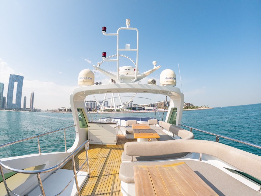65ft | 2023 Princess Flybridge
