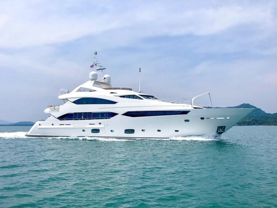 Sunseeker 131 VIP Jacuzzi