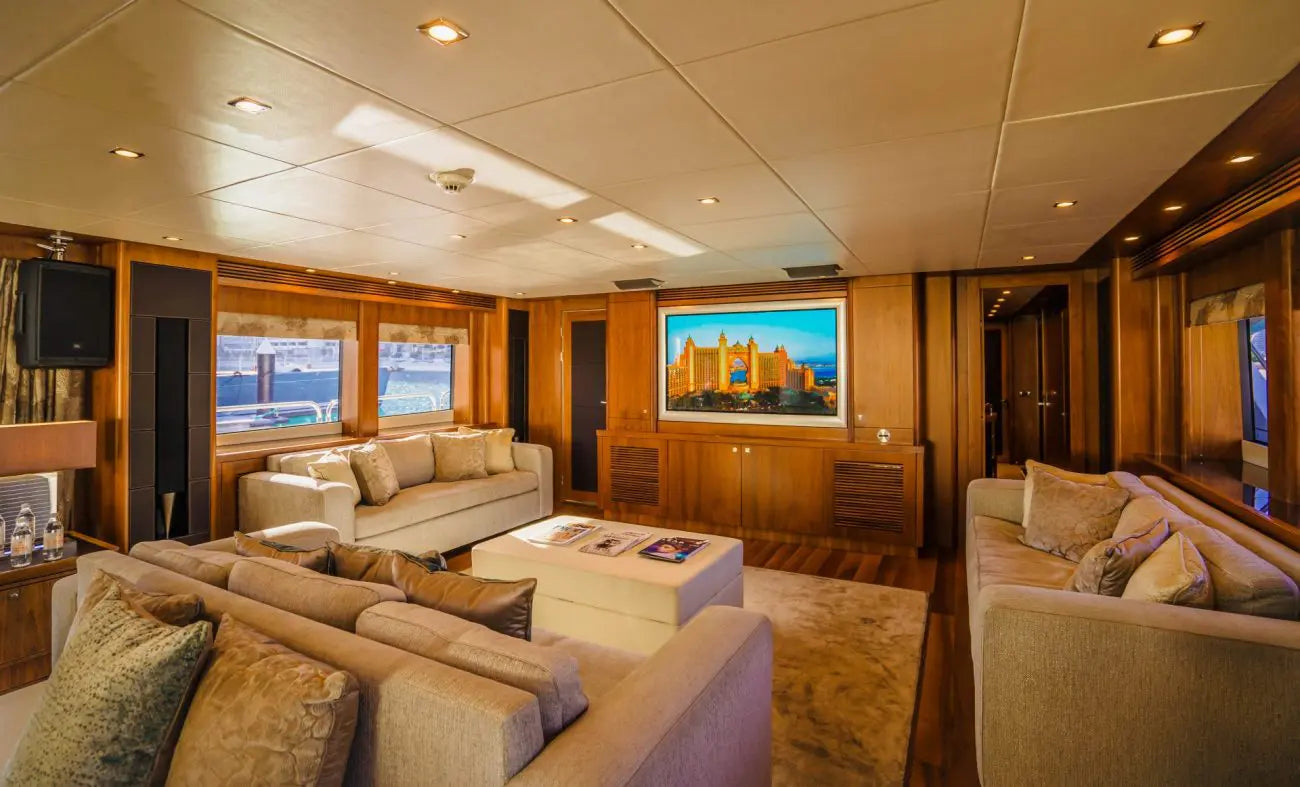 Sunseeker 131 VIP Jacuzzi