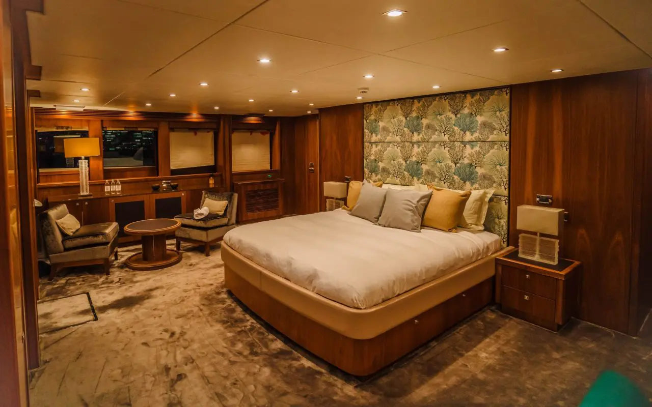 Sunseeker 131 VIP Jacuzzi