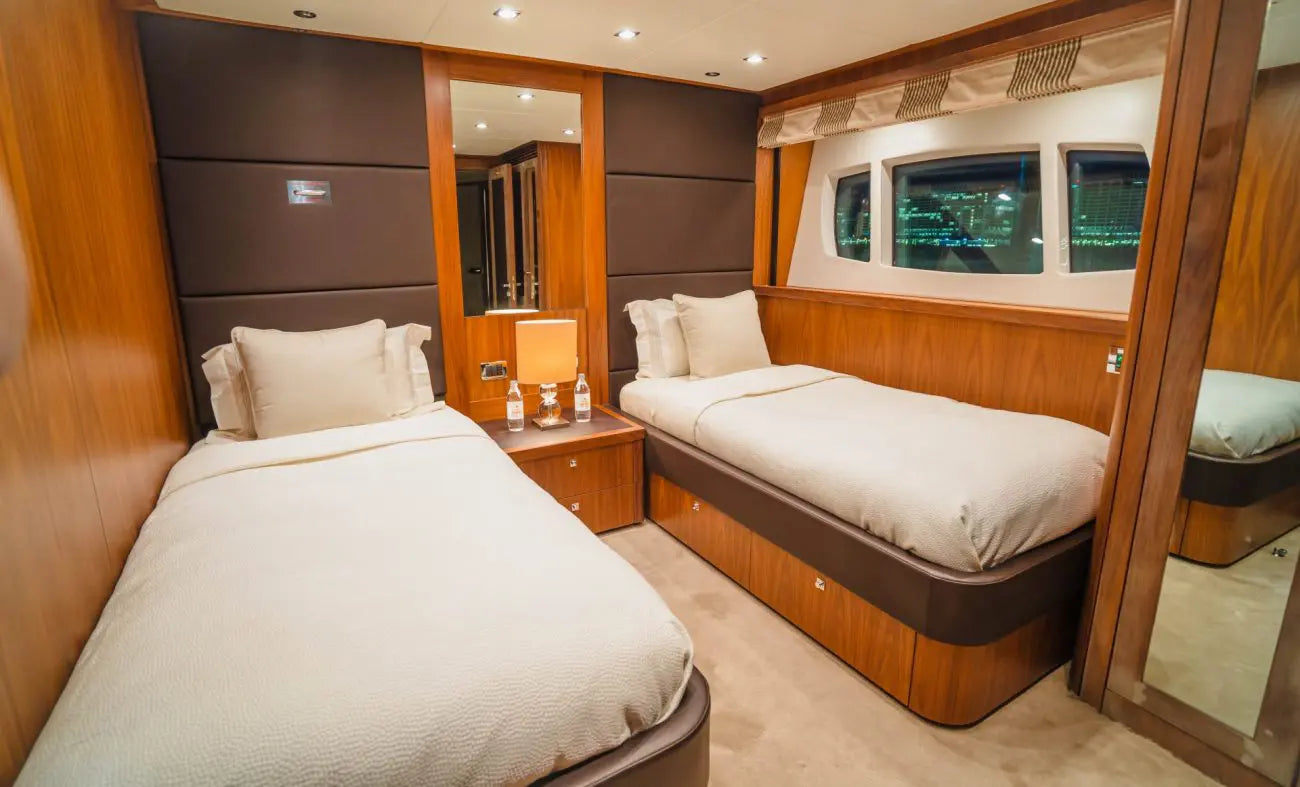 Sunseeker 131 VIP Jacuzzi