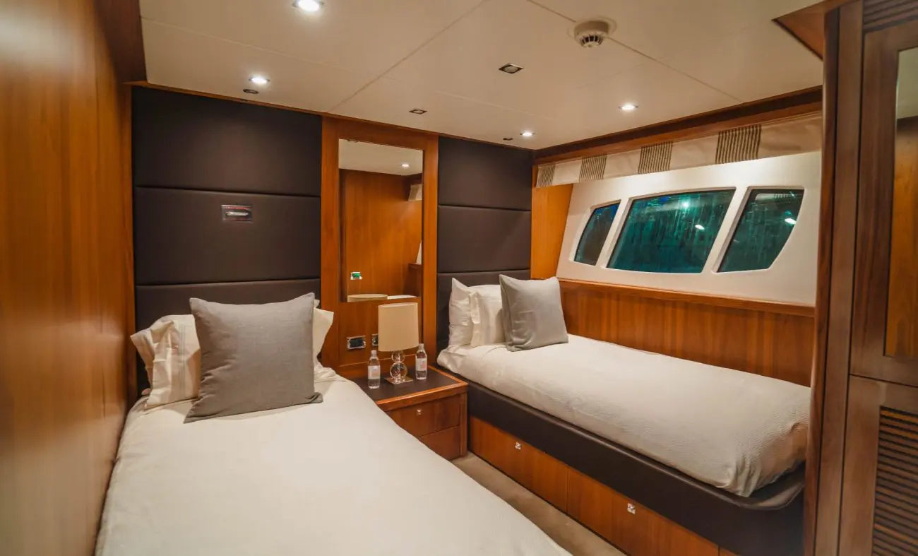 Sunseeker 131 VIP Jacuzzi