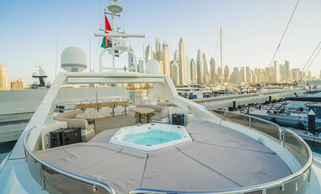 Sunseeker 131 VIP Jacuzzi