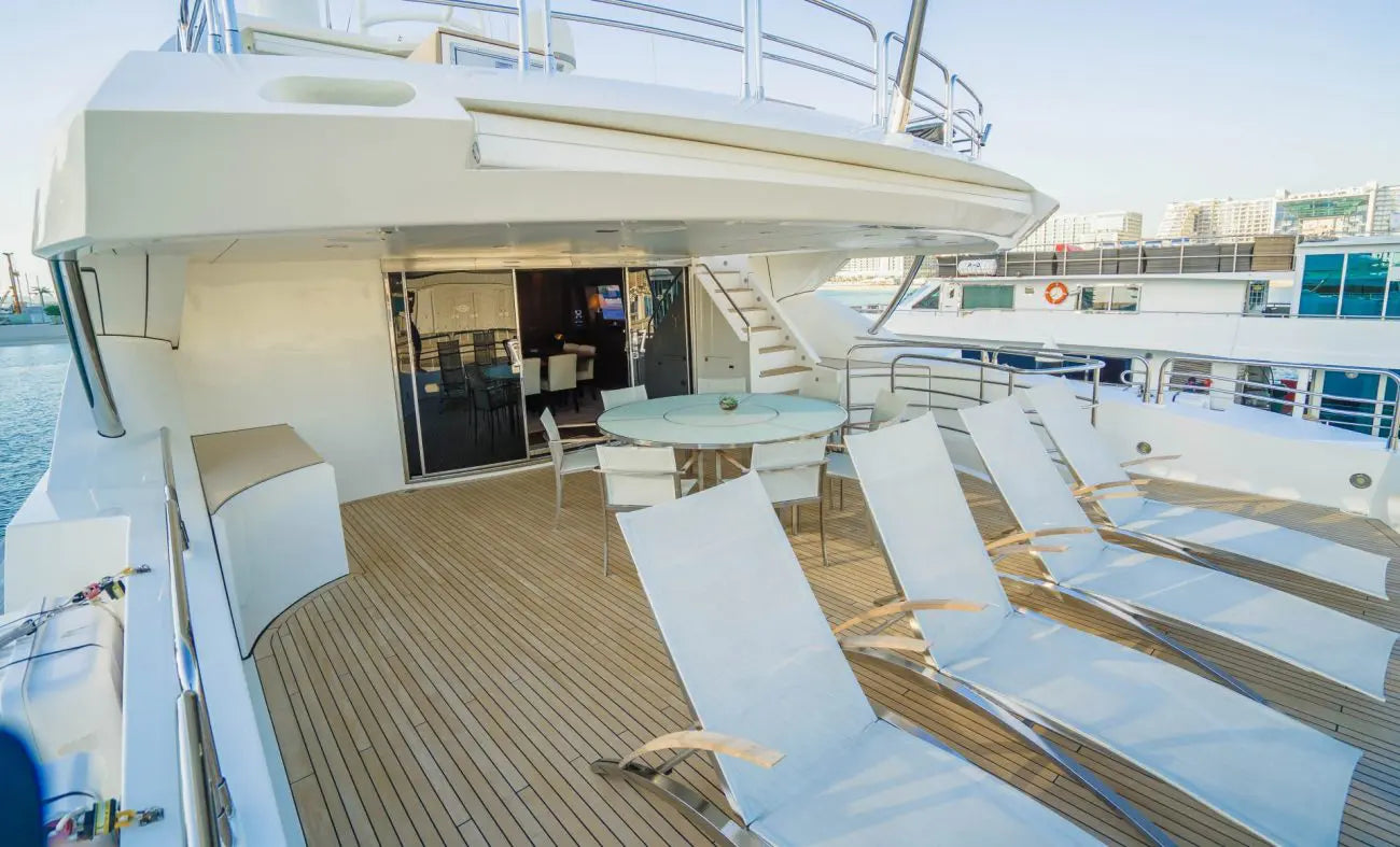 Sunseeker 131 VIP Jacuzzi