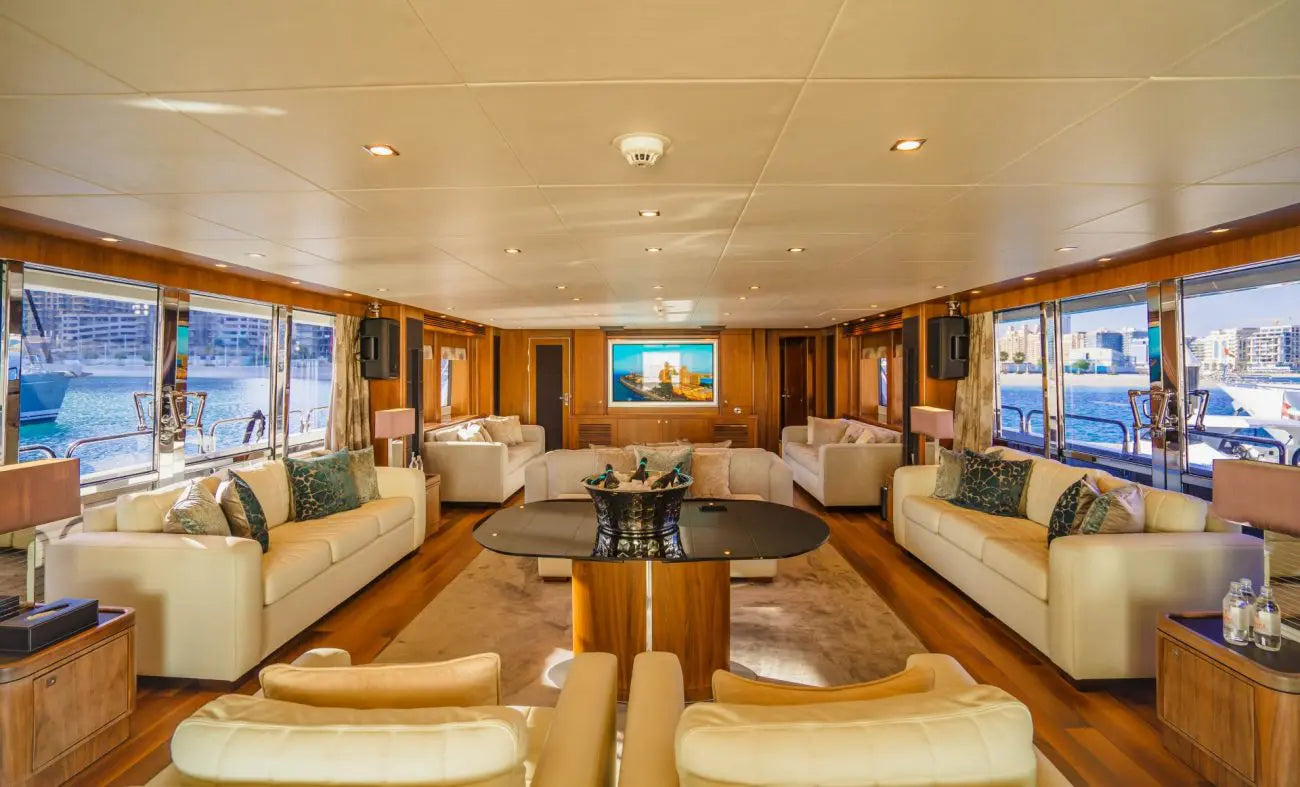 Sunseeker 131 VIP Jacuzzi