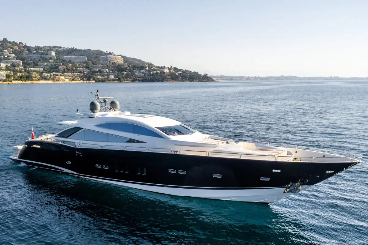 108ft | Sunseeker Predator with Jacuzzi